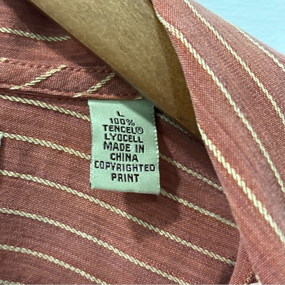 Tommy Bahama Men’s Hawaiian Shirt Short Sleeve Size L Tencel Blend Resortwear - Picture 3 of 6